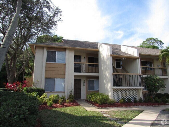 Building Photo - 2 Bedroom 2 Bathroom 2nd floor condo in Cr...