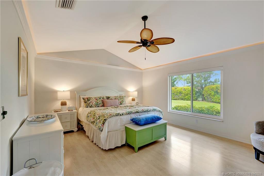 Photo - 2018 NW Laurel Oak Ln