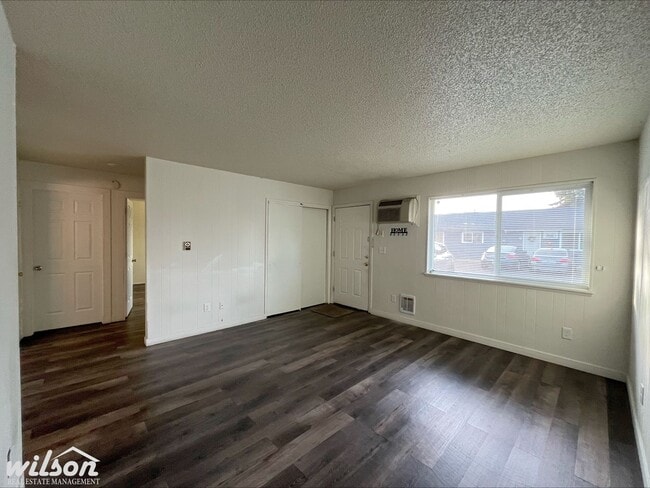 Photo - 408 W Pierce St Unit 5