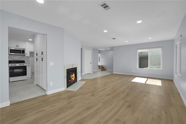 23620 Monument Canyon Dr