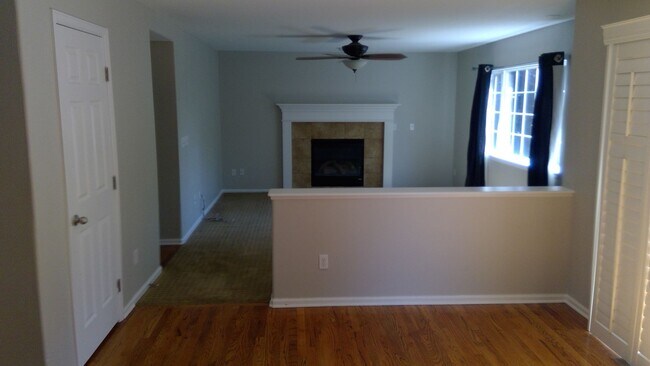 Photo - Single family 4 bed 3 bath for rent