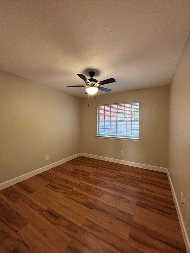 Building Photo - 5007 Pine Prairie Ln