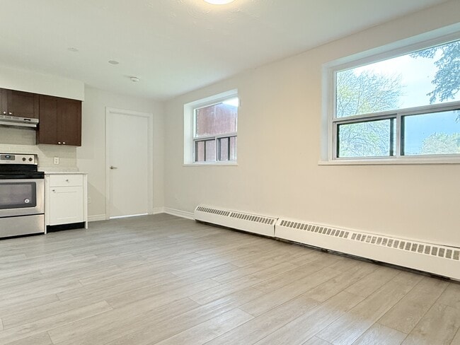 Photo - 20 Bradmon Dr Unit 102