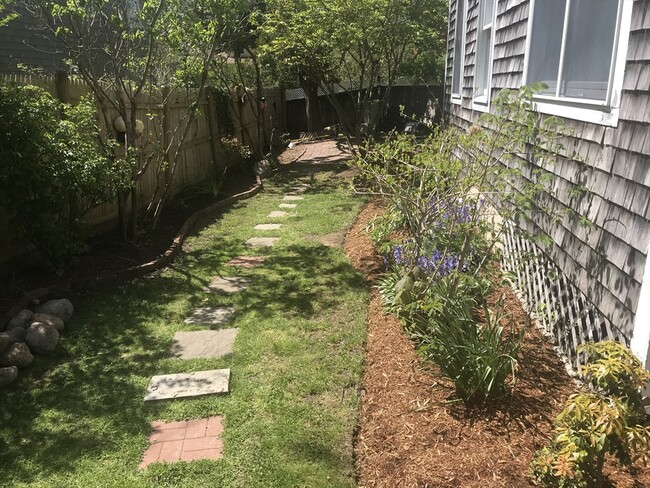 Photo - 51 Walker St