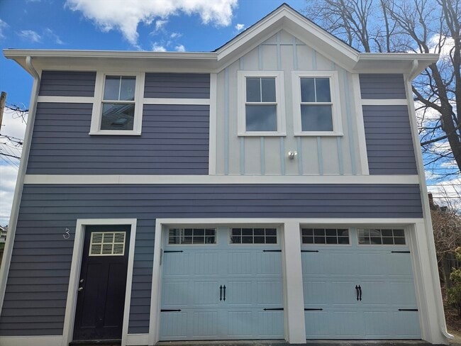 Building Photo - 6 Lowell Ave Unit 3