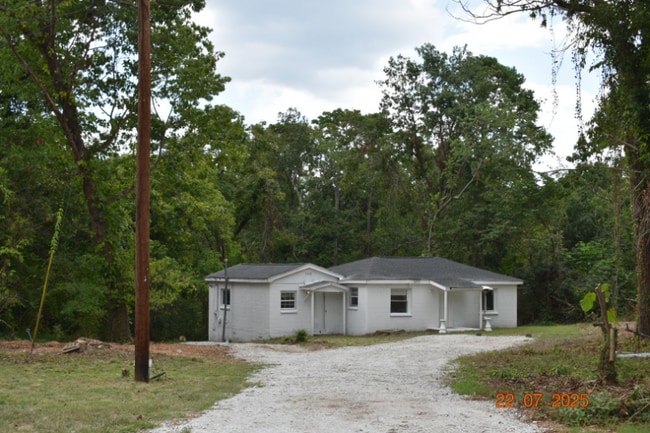 Building Photo - 1371 Ridge Rd Rental