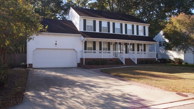 Photo - 1221 Clearwater Ln