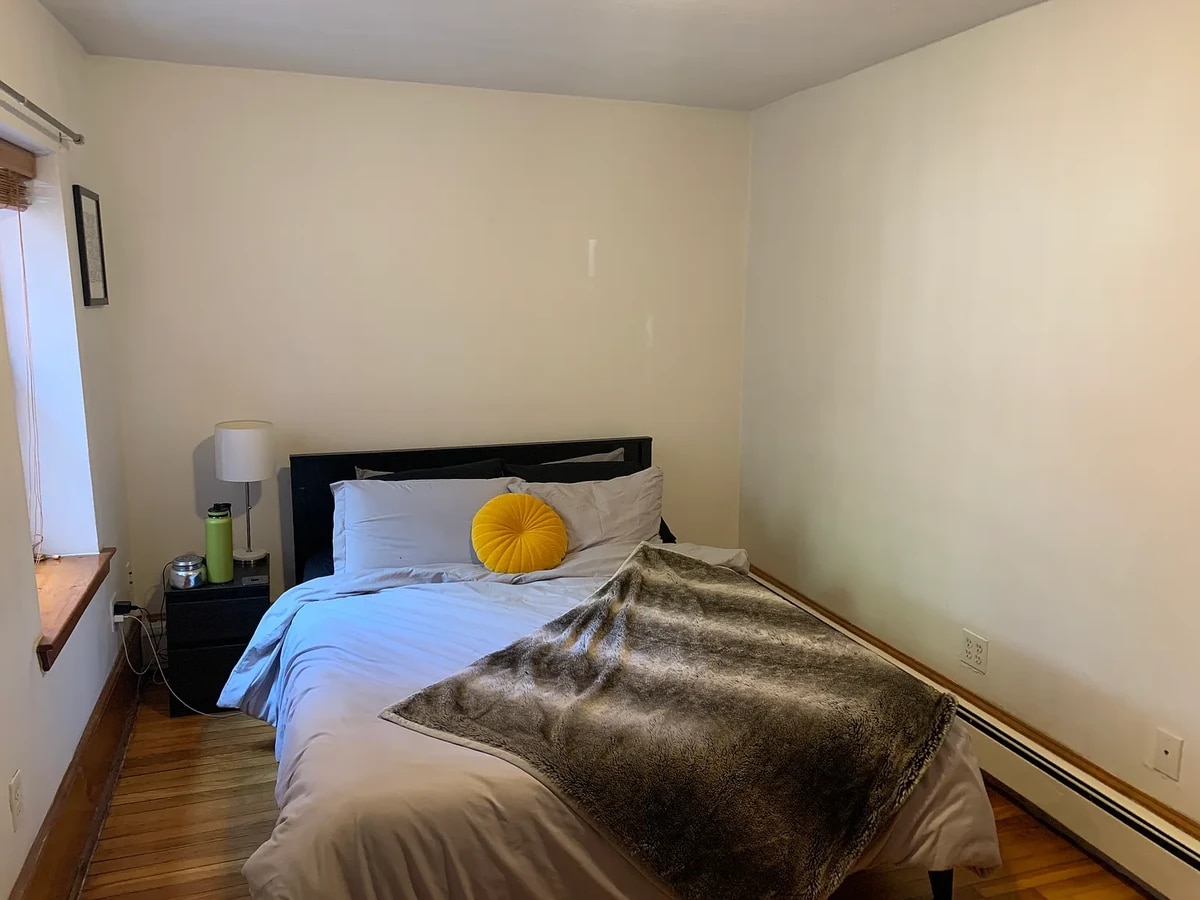 Photo - 31 Queensberry St Unidad #16 Rental