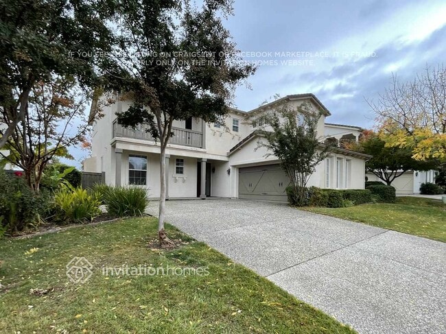 Building Photo - 1752 Langholm Way