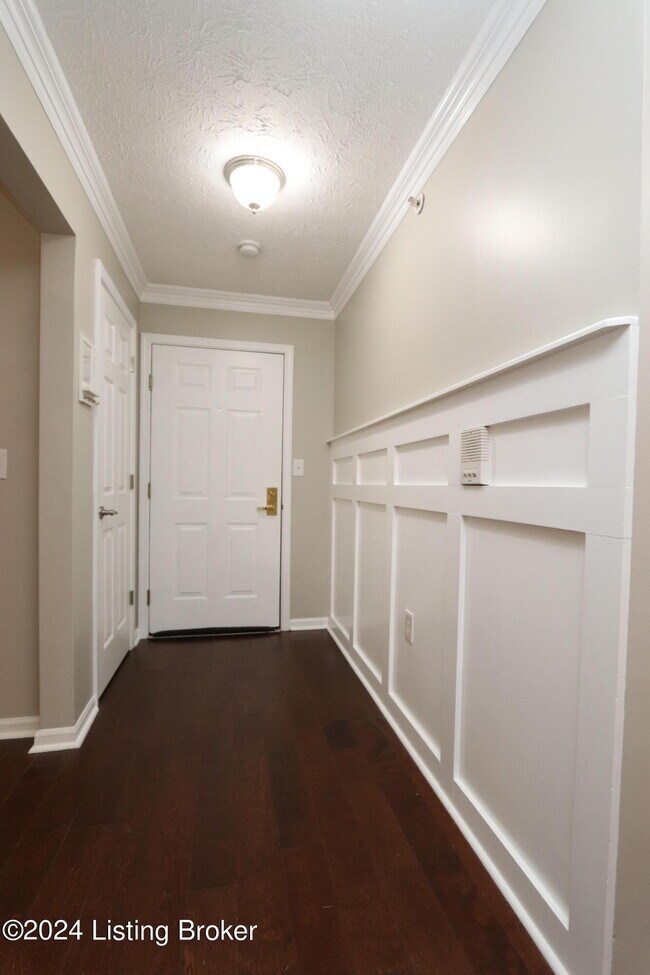 Photo - 6501 Matalin Pl Unit 104