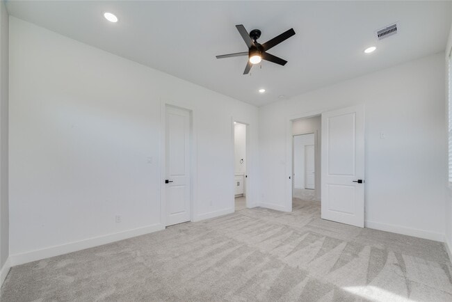 Building Photo - 171 Waterford Way