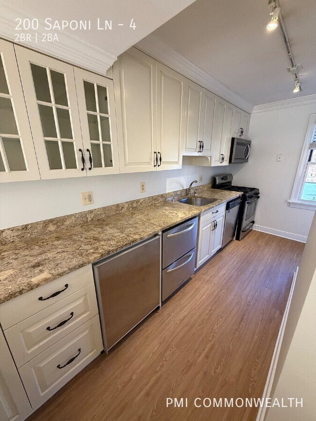 Photo - 200 Saponi Ln Unit 4