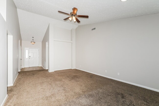 Photo - 5309 Waterton Lakes Dr