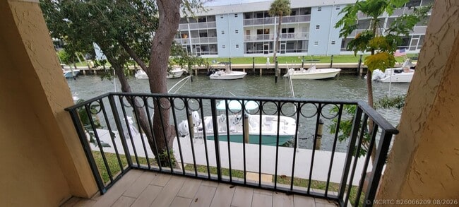 Photo - 1125 Lake Shore Dr Unit 202