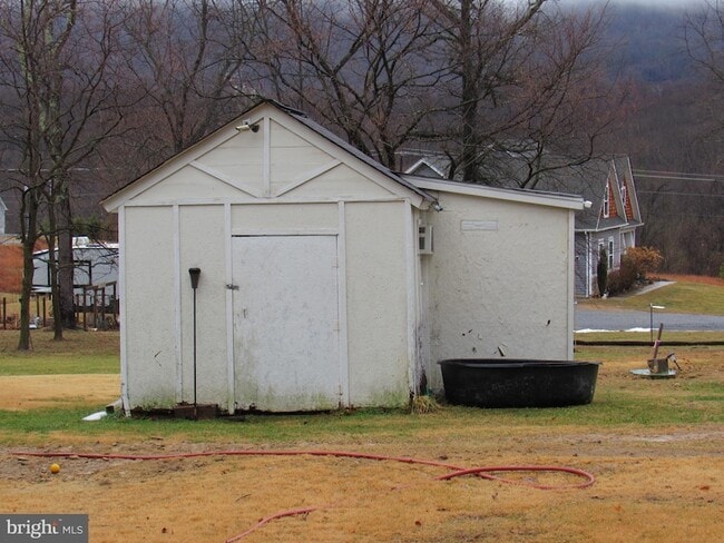 Photo - 286 Mission Rd