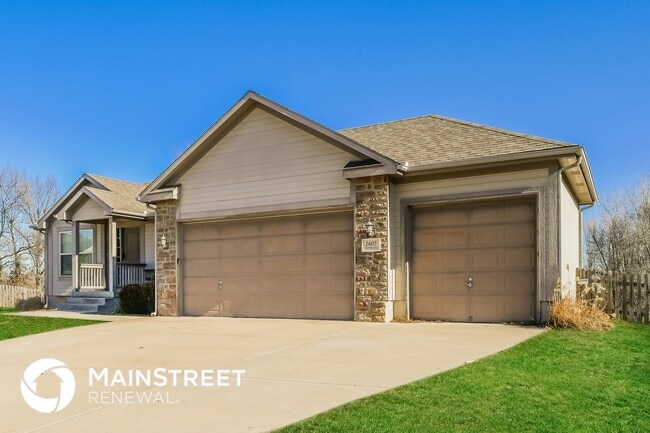 Photo - 1605 Fairway Ct