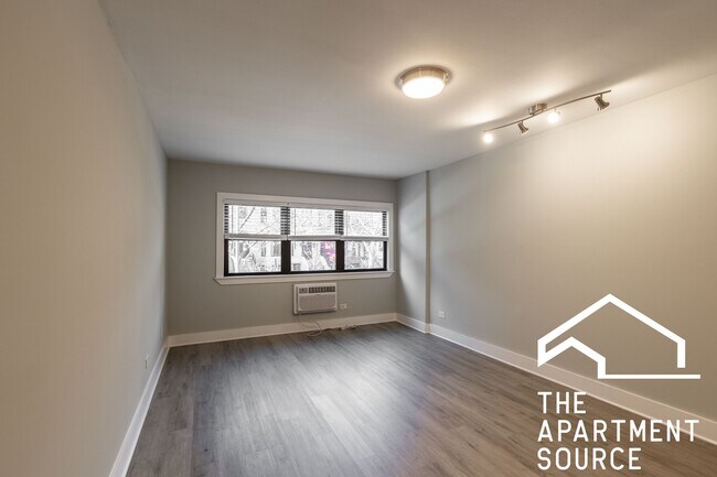 Photo - 1435 N Dearborn St Unit A4