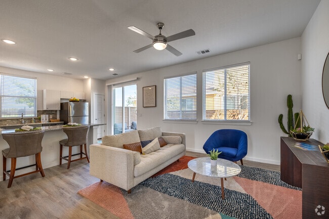 2BR, 2BA - 971SF - Living
