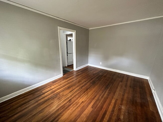 Photo - 108-110 Kilbourne Rd