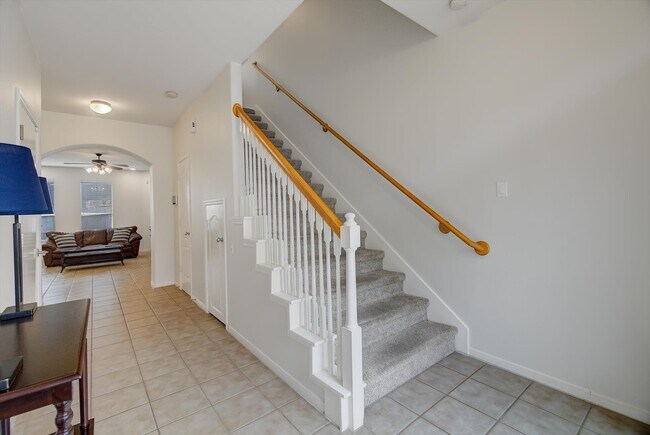 Photo - 7439 Hollister Spring