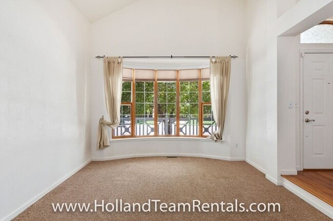 Photo - Large Home in Stonegate!