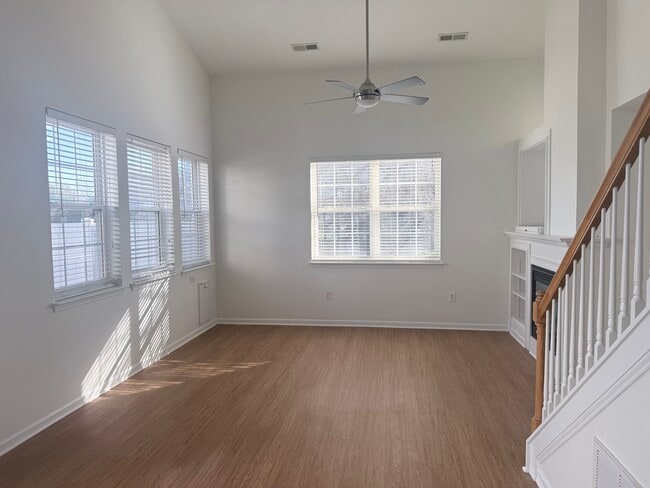 Photo - 9420 Meadowmont View Dr