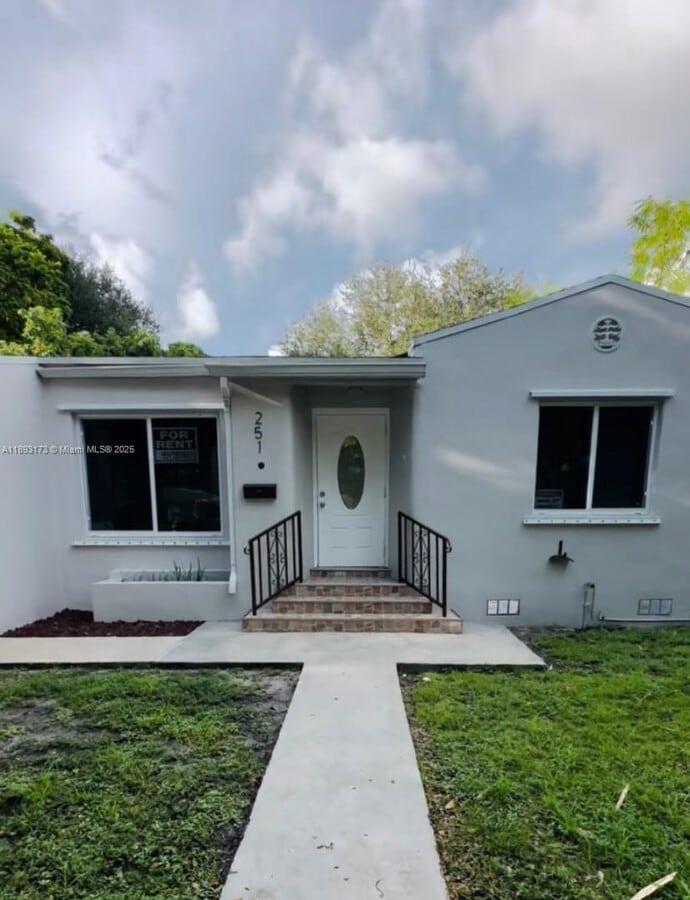 Photo - 251 NW 41st St