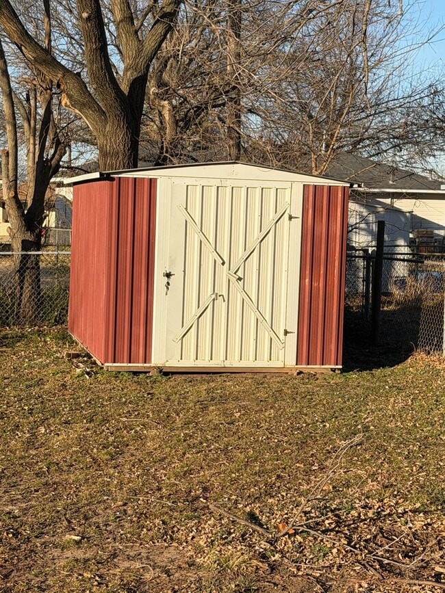 Photo - 1400 Rickey Rd