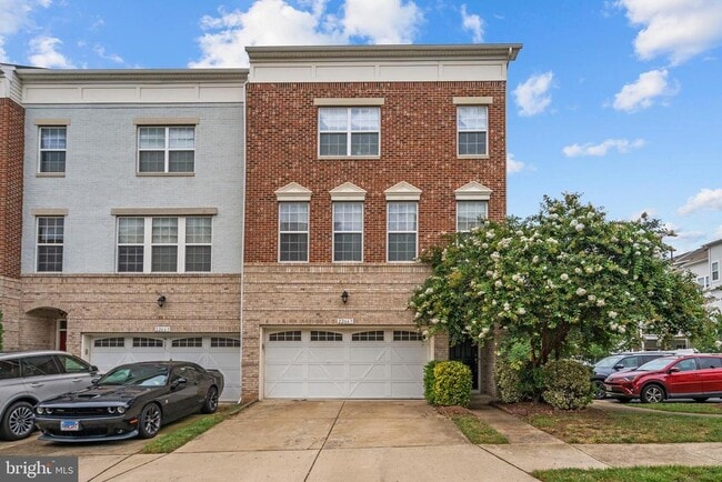 Building Photo - 22667 Flowing Spring Square Rental
