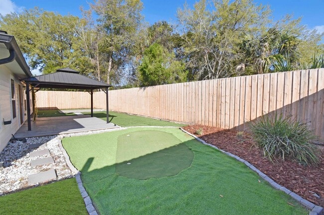 Photo - 101 Azalea Rd