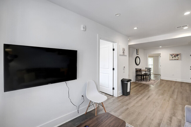 4408 Georgia Ave NW Unit SI ID1573073P