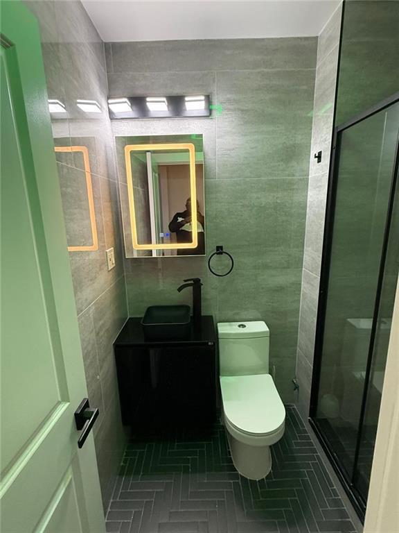 Photo - 19-49-49 80th St Unidad 2F