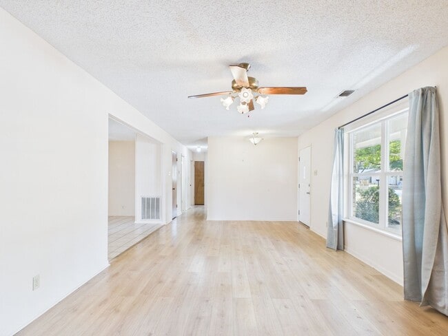 Photo - 607 S Columbus St