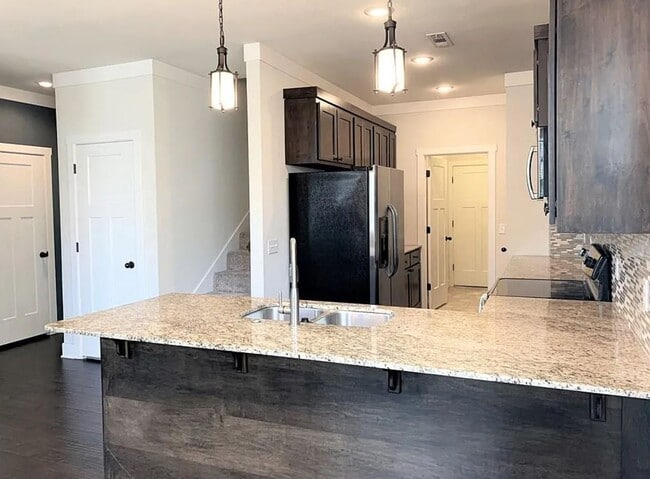 Photo - 2004 S Florida Way