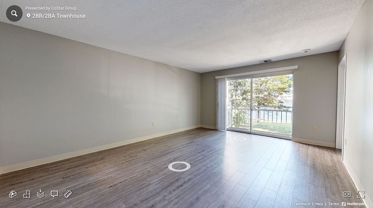 Photo - Harbor Point Apartments