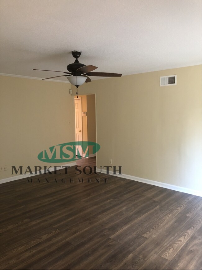 Photo - SOUTHSIDE - WINDSOR FOREST