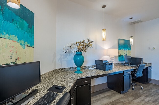Tradewinds Apartments