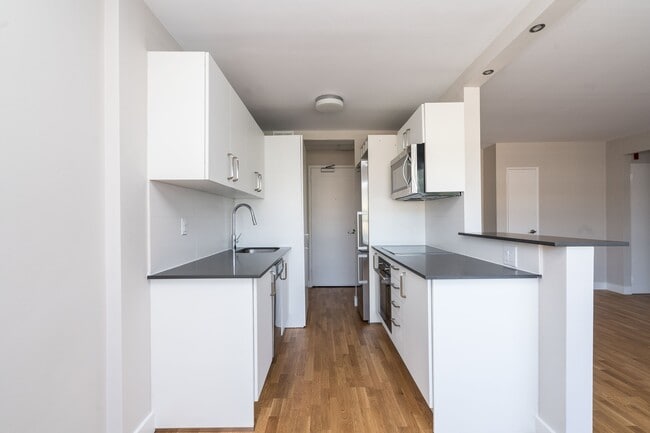 Photo - 265 Russell Hill Road Unit 302