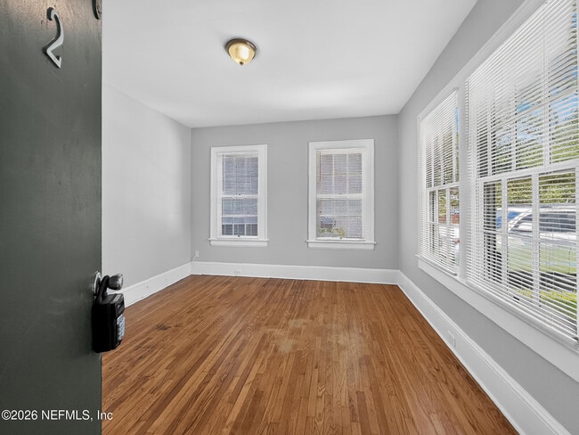 Photo - 2210 Myra St Unit 2