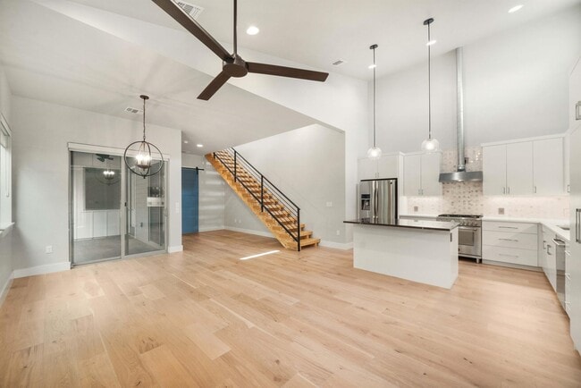 Building Photo - 4313 Banister Ln