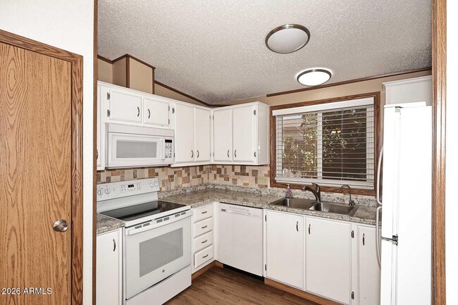 Photo - 6249 S Pinehurst Dr