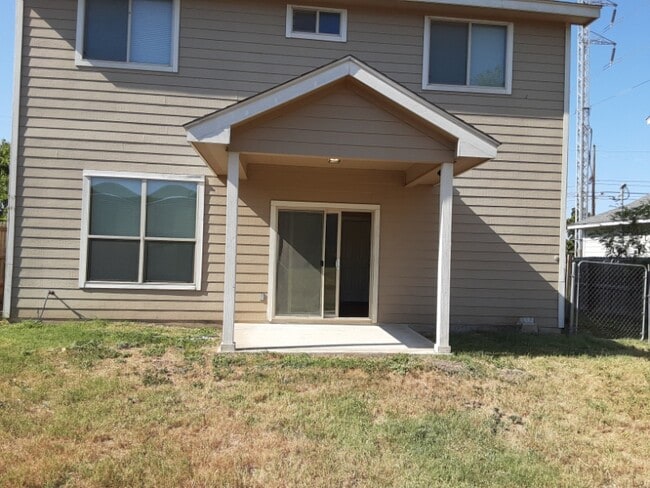 Photo - 106 Cornell Ave