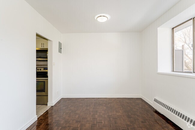 2BR, 1BA - 954SF - Dining Room - 19 Rosemount Drive