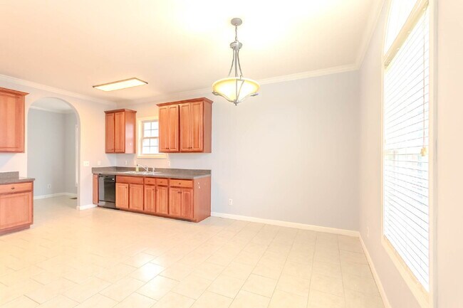Photo - 3 bed, 2.5 bath brick home across from Ted Rhodes Golf Course