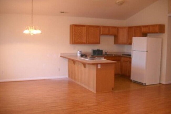2609 Old Forest Rd Unit B