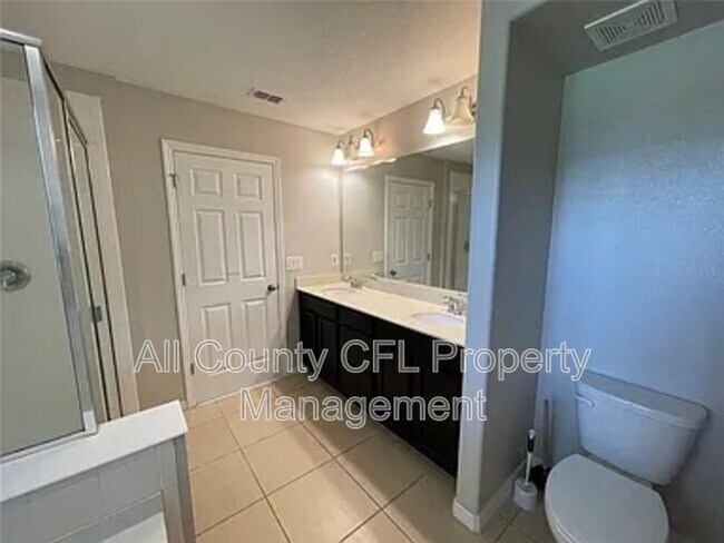 Photo - 1717 Hammock Park Way