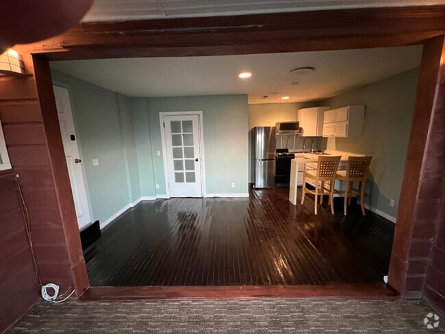 Building Photo - 130A Ripley St Rental
