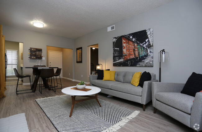 Interior Photo - Oakwood Creek Rental