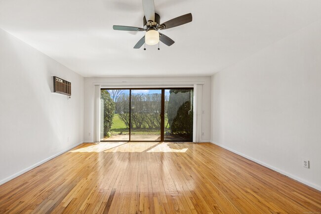 Photo - 109 Florence Rd Unit A