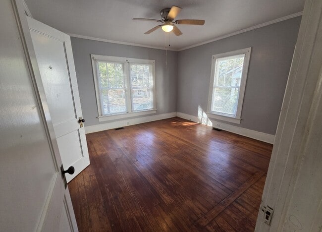 Photo - 1182 Brentwood Ave